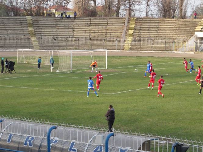 Dacia Unirea joaca in deplasare la Bacau