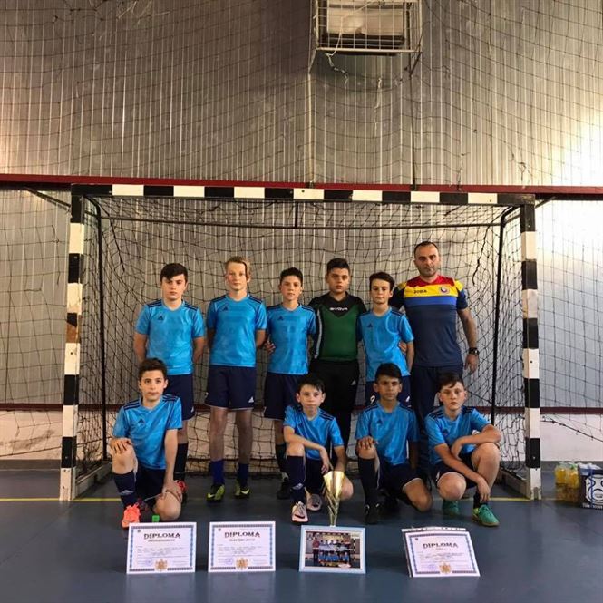 Echipa Liceului Pedagogic a castigat Cupa Pescarusul la fotbal