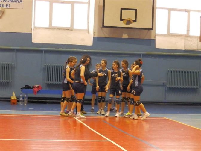 Echipa de minivolei a CSM Braila va juca in turneul de la Buzau