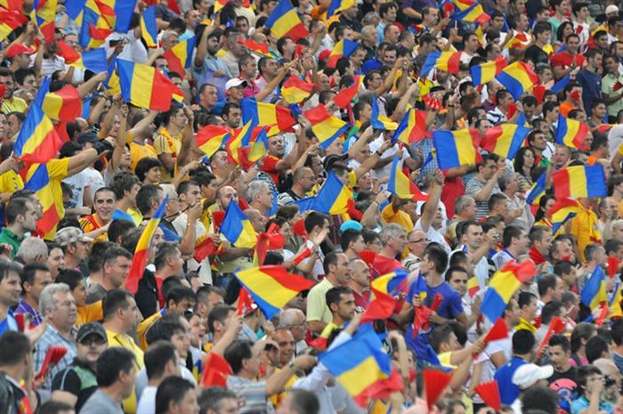 BRAT - Interesul romanilor pentru meciurile de fotbal este in scadere