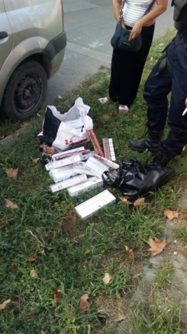 235 de pachete de tigari de contrabanda, descoperite de jandarmi in bagajele unei brailence