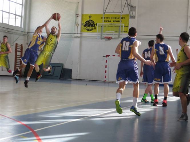 Cuza Sport Braila a trecut de CN Aurel Vlaicu cu 77-72