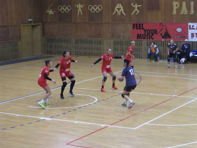 CSM Roman a invins pe Dinamo Bucuresti si va juca finala cu HC Dunarea Braila