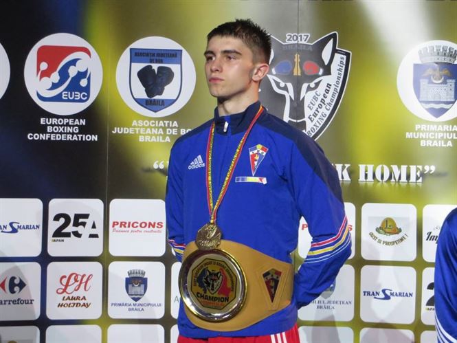 Robert Jitaru neinvins in campionatul Germaniei, unde boxeaza pentru Traktor Schwerin