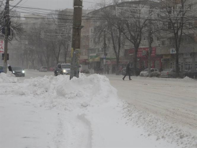 Poliţiştii brăileni acţionează pentru limitarea efectelor negative ale fenomenelor meteo