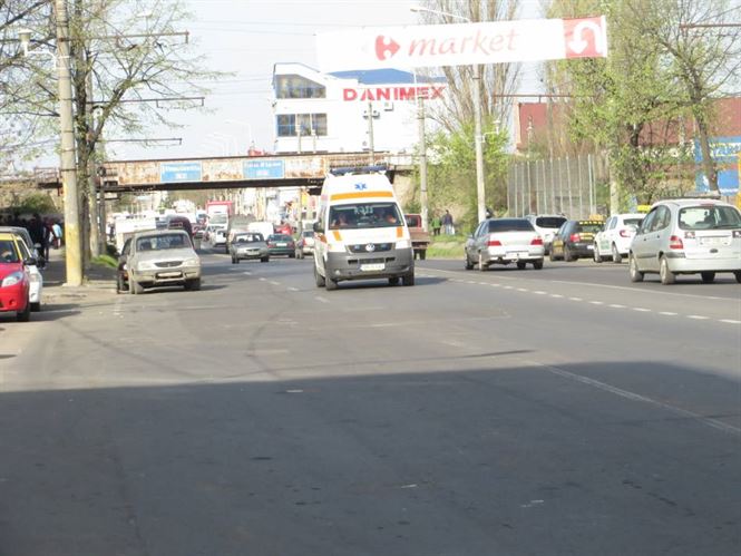 Accident in zona complexului comercial TUG Center