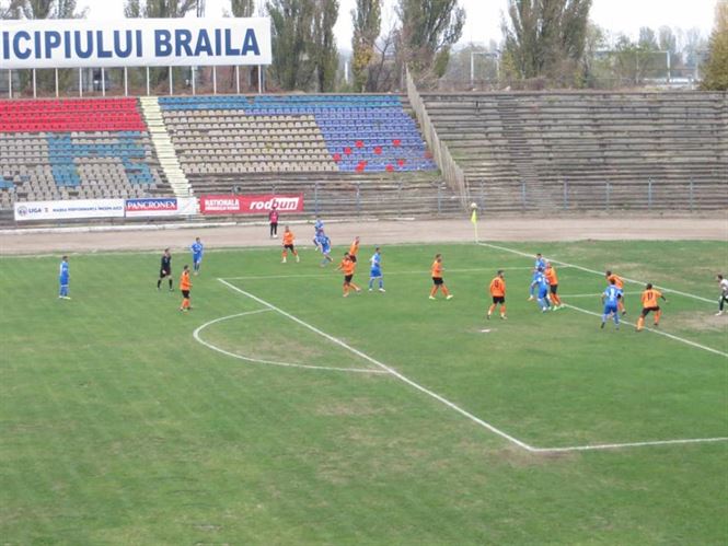 Galerie foto: Dacia Unirea nu pierde acasa in fata Dunarii Calarasi si schimba liderul in Liga a 2-a