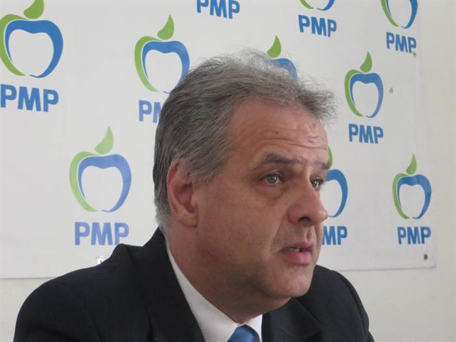 Aerodromul de la Ianca poate deveni functional si nu pasune pentru oi