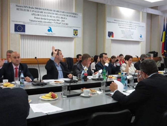 Consilierii municipali si-au exprimat acordul de principiu pentruasocierea cu FRF