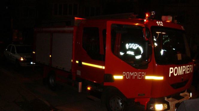 Incendiu la o gospodarie din Cotu Mihalea