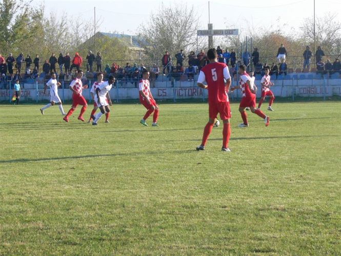 Sportul Chiscani a castigat derby-ul cu Victoria Traian din Liga a 3-a