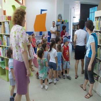 Clubul de teatru "Mini-Ambitiosii" cauta tinere talente