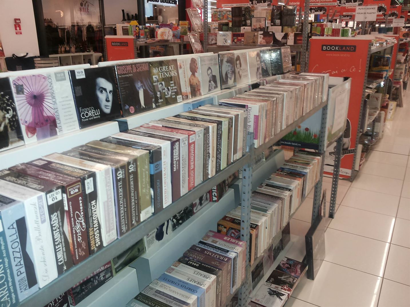 BookLand la Promenada Mall