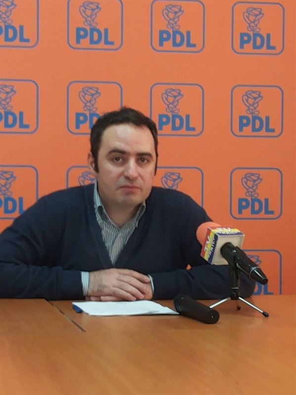 Alexandru Nazare: “Cat timp stau la masa cu PSD-ul, noi nu purtam discutii cu PNL”