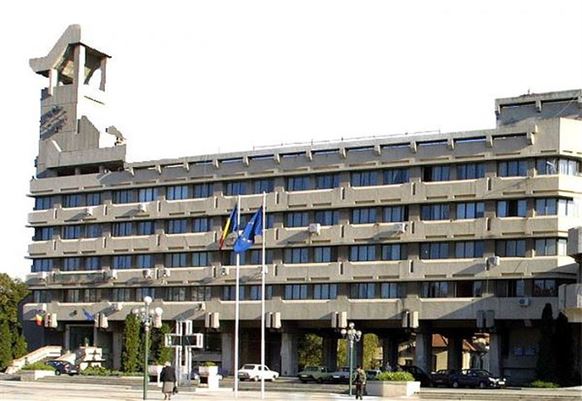 Amenintari voalate la adresa prefectei