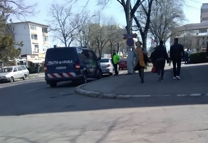 Amendati de Politia Locala pentru circulatie pe zona semnalizata cu accesul interzis vehiculelor cu masa mai mare de 3,5t