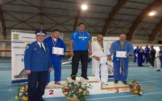 Politistii braileni au urcat pe podium la Campionatul de Unifight 2014