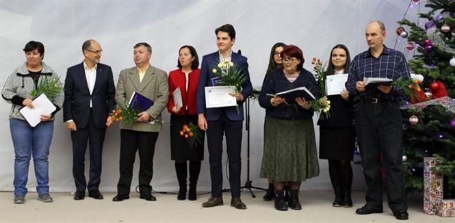 Cinci olimpici internaționali din Brăila premiați de Ministerul Educației Naționale