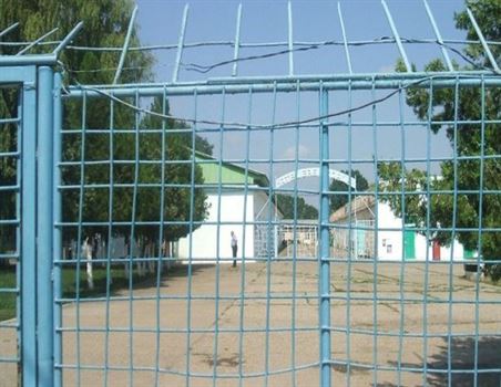 Trei detinuti au evadat de la Tichilesti