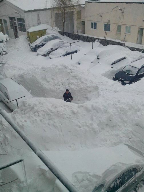 Strazile laturalnice raman acoperite de zapada