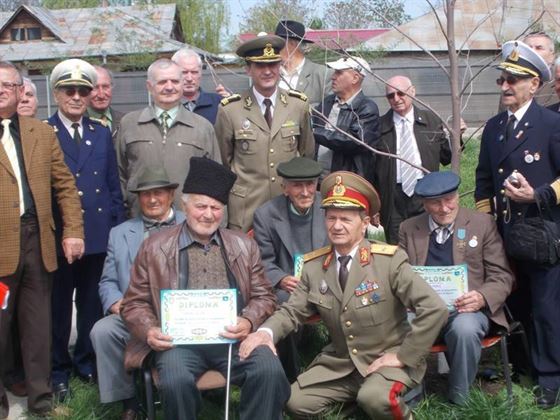 Ziua veteranilor sarbatorita de Brigada 10 Geniu
